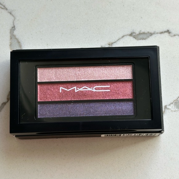 MAC Cosmetics Pink and Purple Eyeshadow Palette